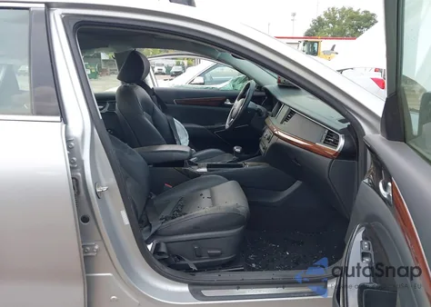 2018 Kia Cadenza Premium из США, поврежденный, VIN KNALC4J14J5098230